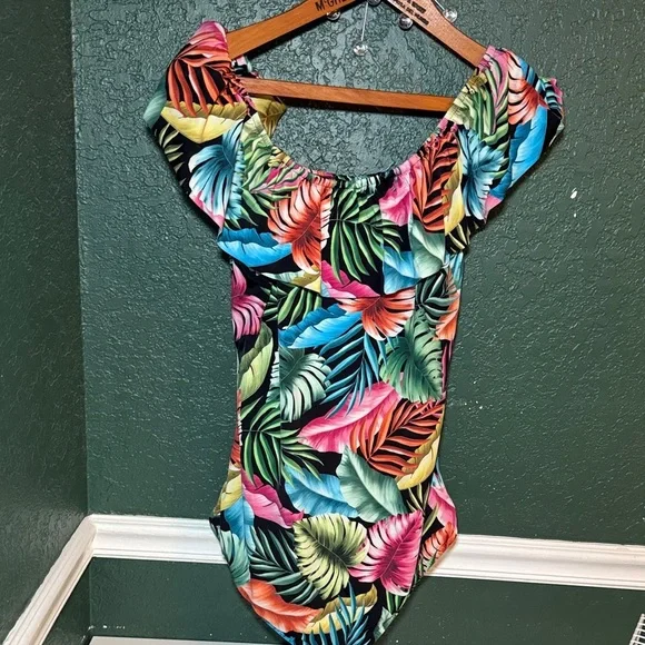 Swim Solutions Women's Off The Shoulder Control One Piece Swimsuit Size 16W - Picture 9 of 10